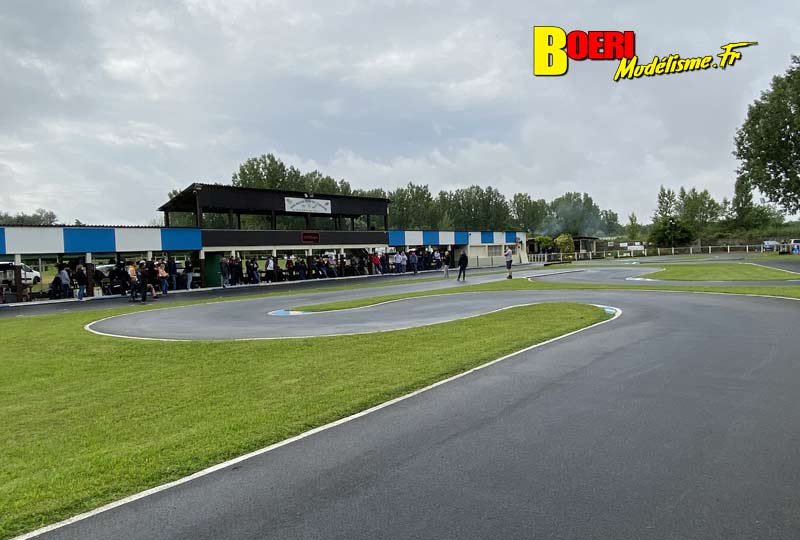 2ème cf piste 1/8ème 4x4 et brushless à ris orangis evry club mrte les 26 et 27 juin 2021
