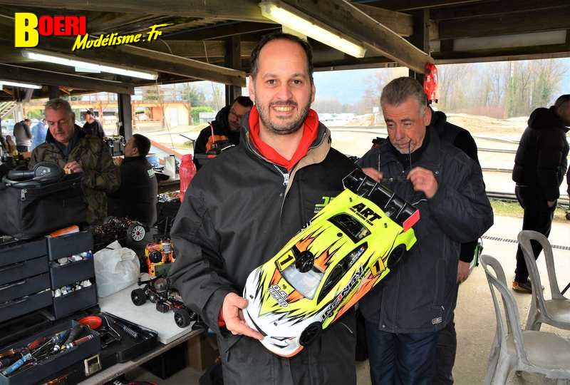 1ère cf piste 1/10 thermique et gt8 à grenoble racg circuit de montbonnot les 12 et 13 mars 2022