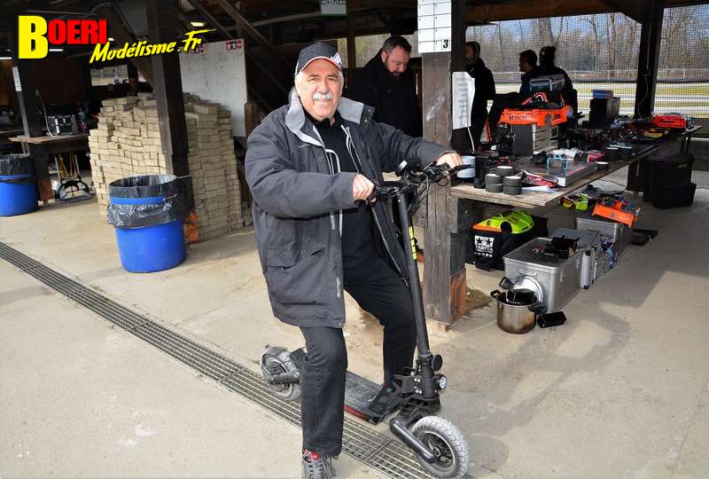 1ère cf piste 1/10 thermique et gt8 à grenoble racg circuit de montbonnot les 12 et 13 mars 2022