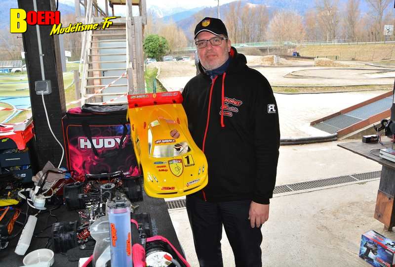 1ère cf piste 1/10 thermique et gt8 à grenoble racg circuit de montbonnot les 12 et 13 mars 2022