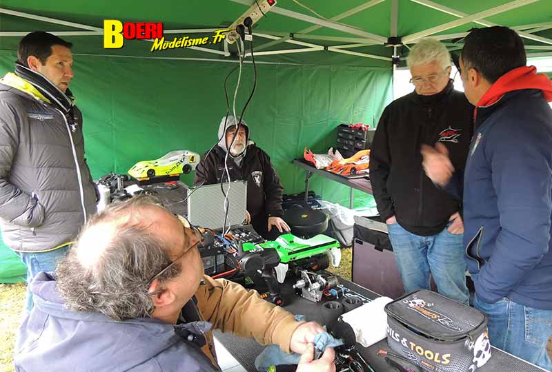 1ère cf piste 1/8 thermique classique et brushless électrique à evry club mrte les 12 et 13 mars 2022