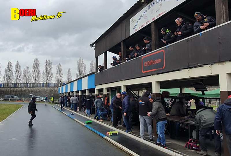 1ère cf piste 1/8 thermique classique et brushless électrique à evry club mrte les 12 et 13 mars 2022