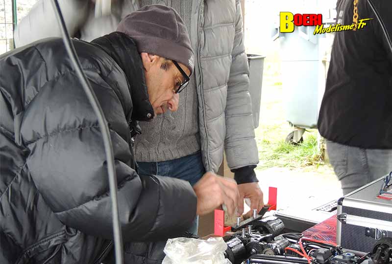 1ère cf piste 1/8 thermique classique et brushless électrique à evry club mrte les 12 et 13 mars 2022