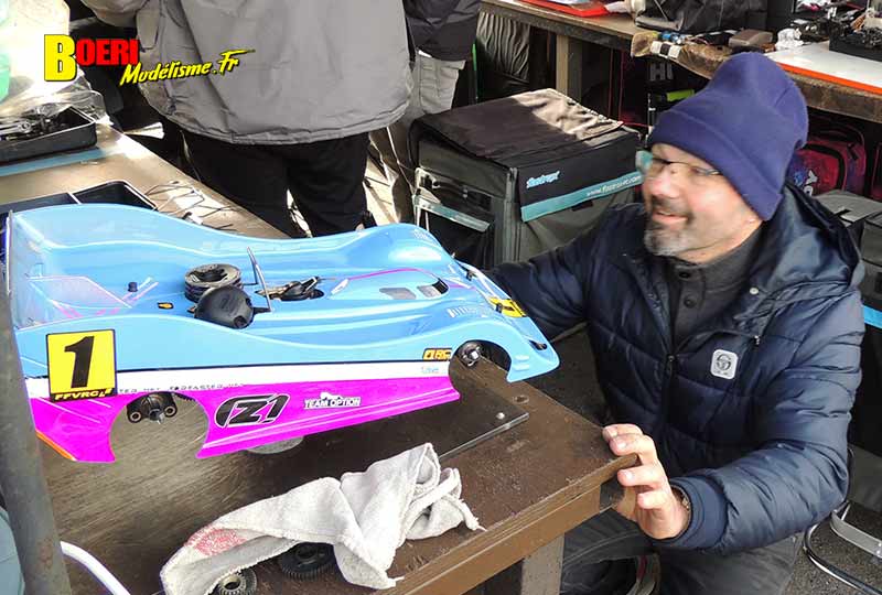 1ère cf piste 1/8 thermique classique et brushless électrique à evry club mrte les 12 et 13 mars 2022