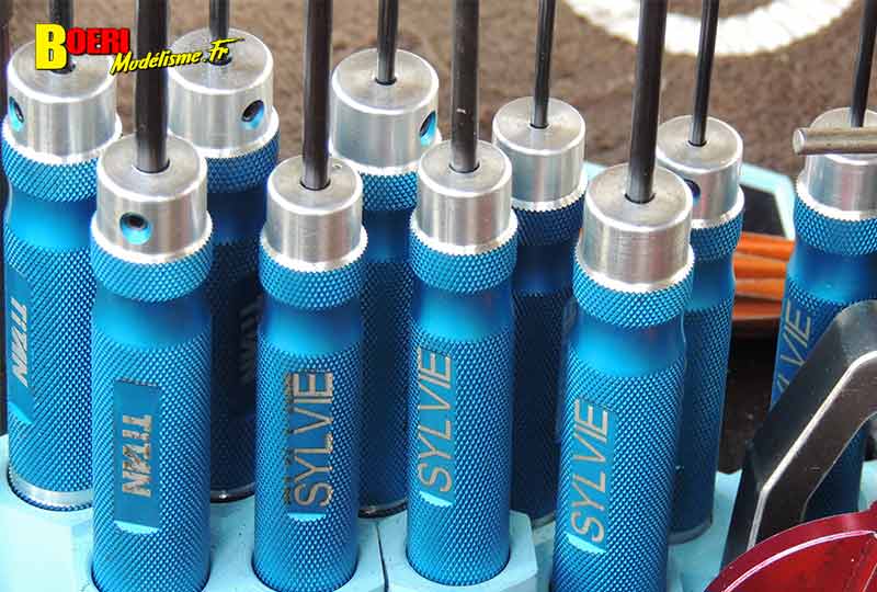 1ère cf piste 1/8 thermique classique et brushless électrique à evry club mrte les 12 et 13 mars 2022