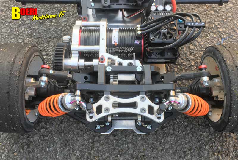 1ère cf piste 1/5 thermique et électrique à besançon au club car avec elite, national , ff, f1 et sport proto