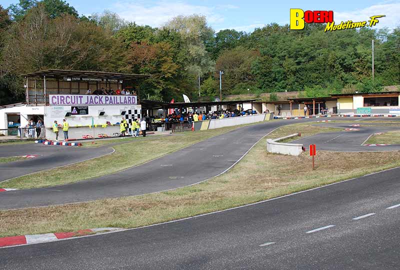 1ère cf piste 1/5 thermique et électrique à besançon au club car avec elite, national , ff, f1 et sport proto