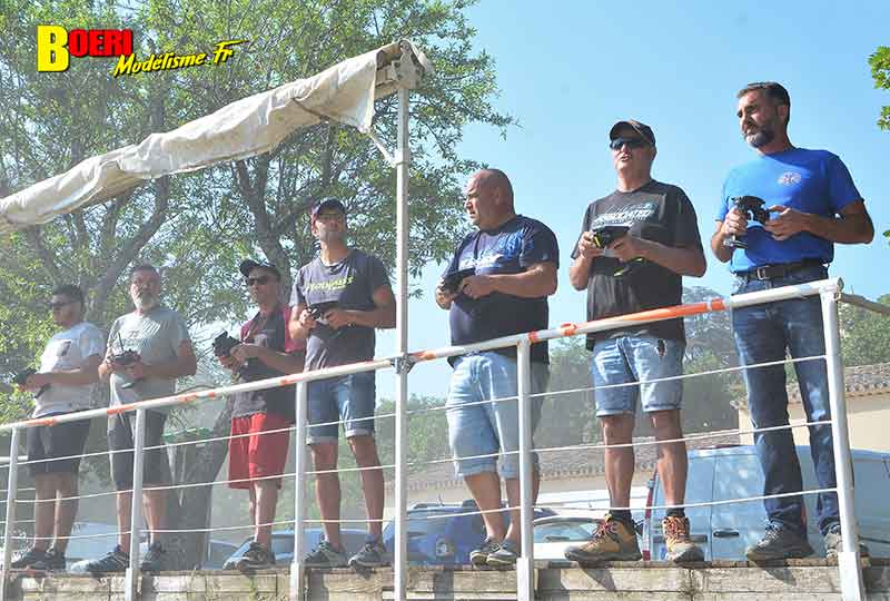 course tt 1/8 thermique et brushless à Lacoste au club aspomola le 15 mai 2022
