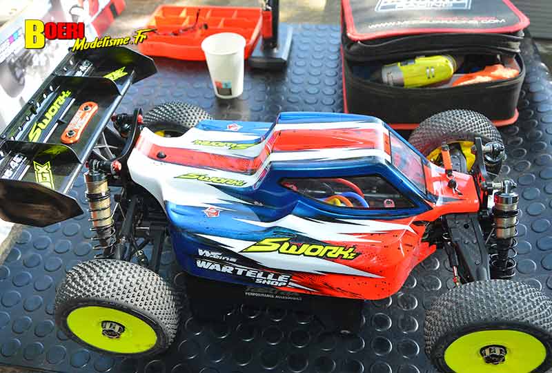 course tt 1/8 thermique et brushless à Lacoste au club aspomola le 15 mai 2022