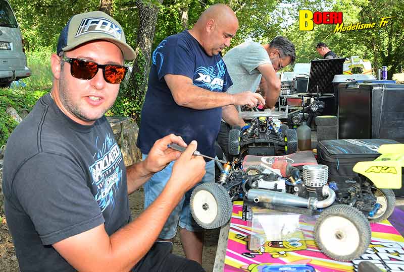 course tt 1/8 thermique et brushless à Lacoste au club aspomola le 15 mai 2022