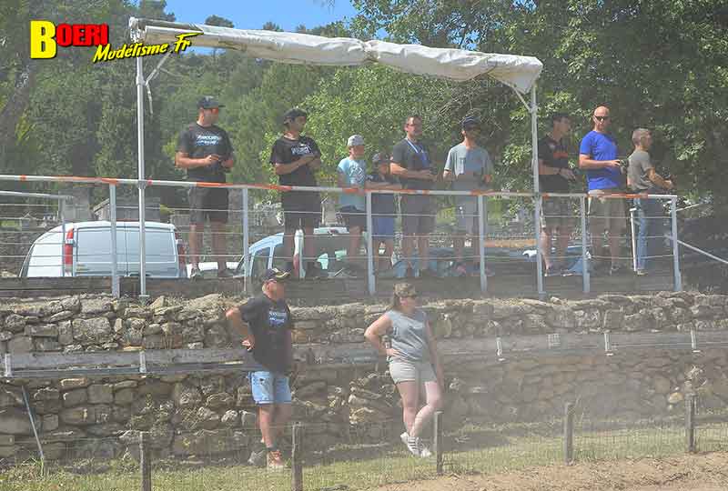 course tt 1/8 thermique et brushless à Lacoste au club aspomola le 15 mai 2022