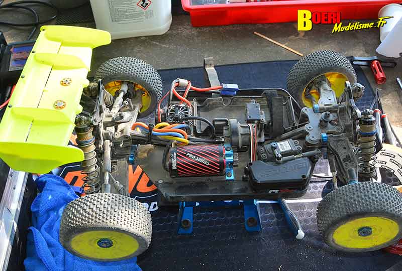 course tt 1/8 thermique et brushless à Lacoste au club aspomola le 15 mai 2022
