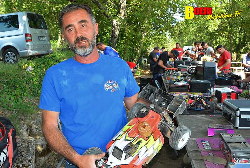 course tt 1/8 thermique et brushless à Lacoste au club aspomola le 15 mai 2022