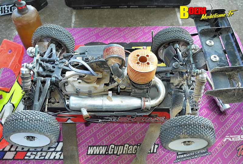 course tt 1/8 thermique et brushless à Lacoste au club aspomola le 15 mai 2022