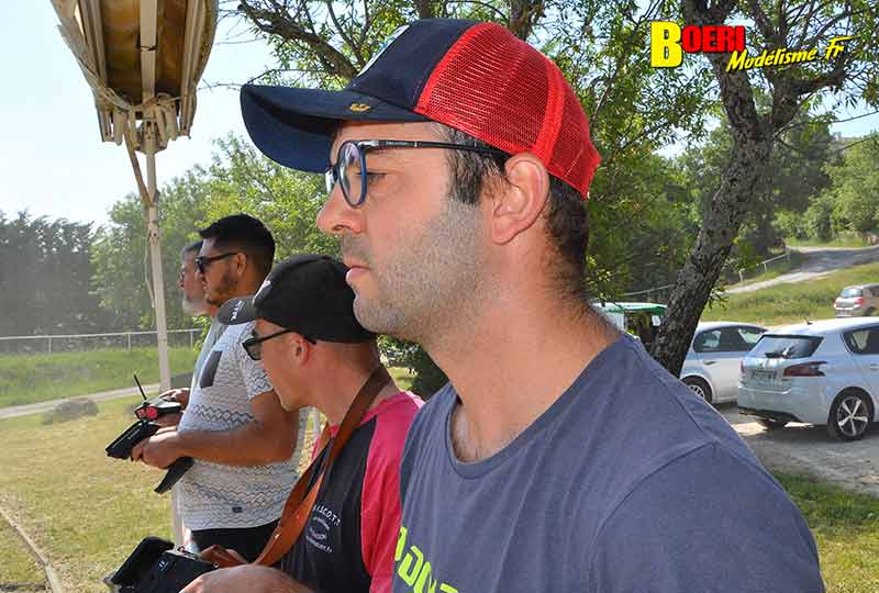 course tt 1/8 thermique et brushless à Lacoste au club aspomola le 15 mai 2022