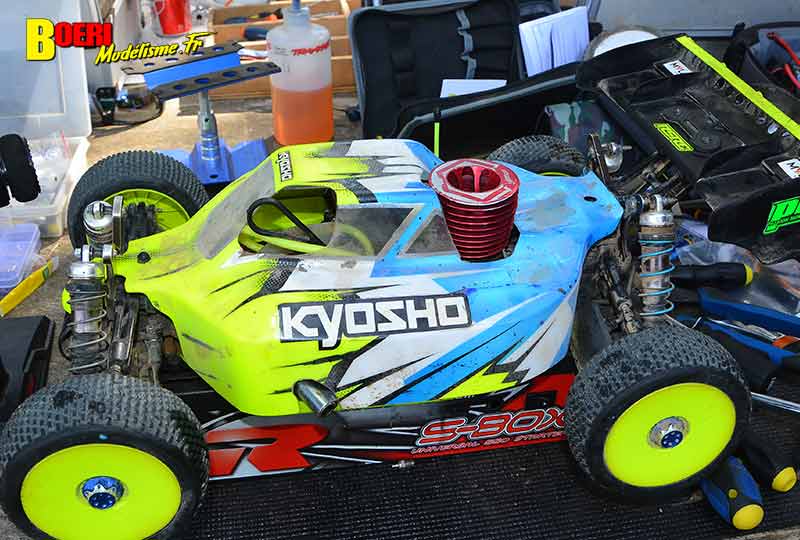 course tt 1/8 thermique et brushless à Lacoste au club aspomola le 15 mai 2022