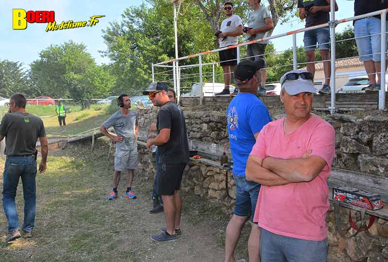 course tt 1/8 thermique et brushless à Lacoste au club aspomola le 15 mai 2022