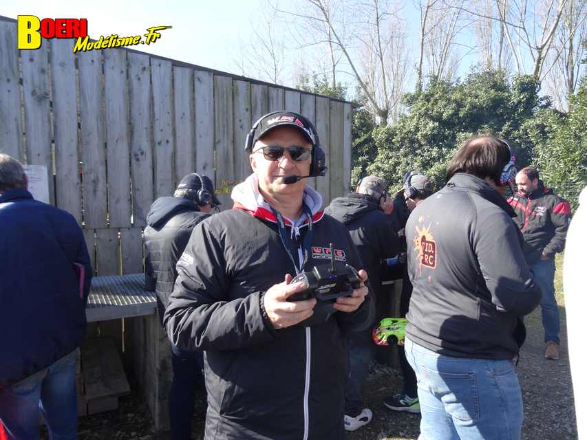 cf piste 1/8ème classique et brushless à tourlaville 8 et 9 avril 2023