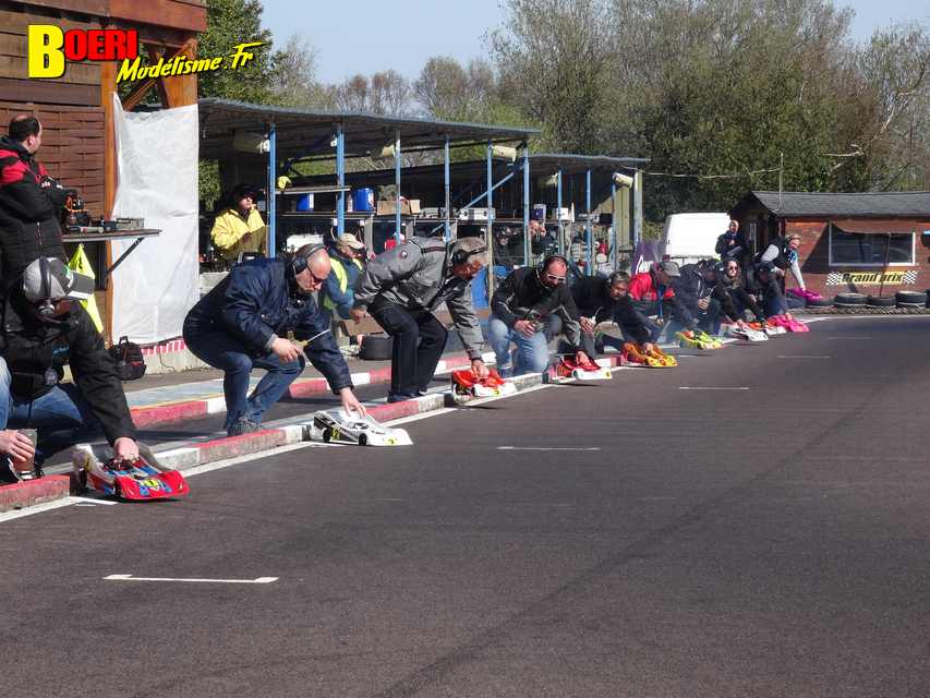 cf piste 1/8ème classique et brushless à tourlaville 8 et 9 avril 2023