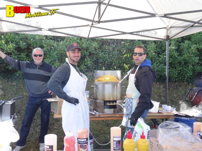 cf piste 1/8ème classique et brushless à tourlaville 8 et 9 avril 2023