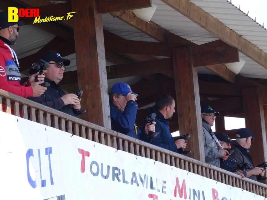 cf piste 1/8ème classique et brushless à tourlaville 8 et 9 avril 2023