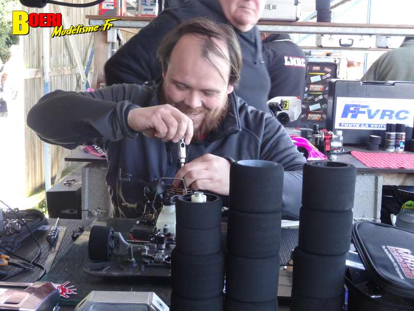 cf piste 1/8ème classique et brushless à tourlaville 8 et 9 avril 2023