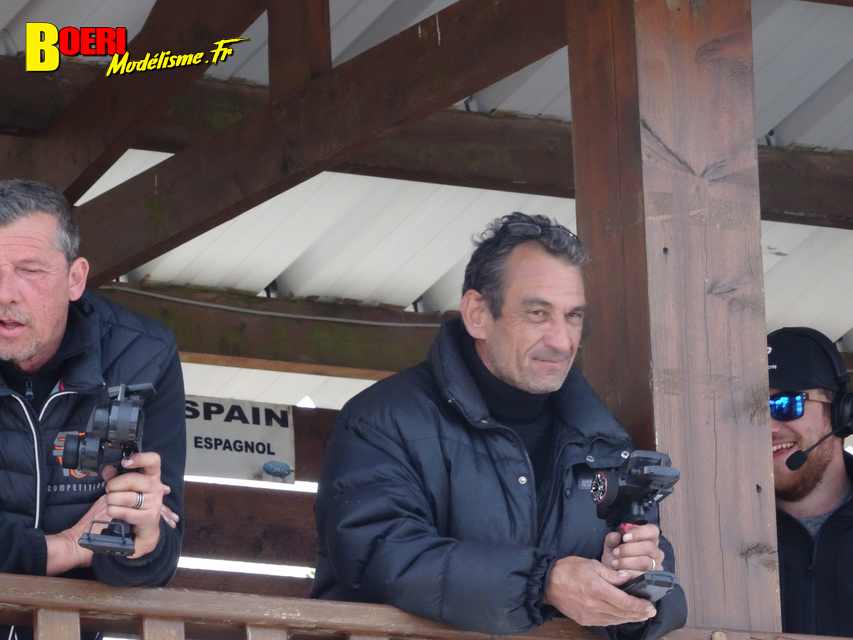 cf piste 1/8ème classique et brushless à tourlaville 8 et 9 avril 2023