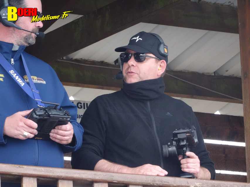 cf piste 1/8ème classique et brushless à tourlaville 8 et 9 avril 2023