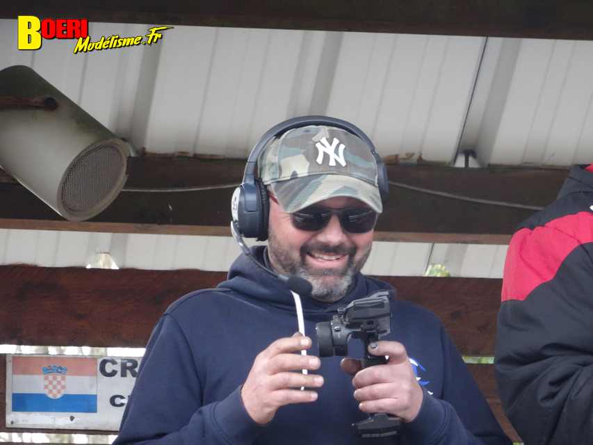 cf piste 1/8ème classique et brushless à tourlaville 8 et 9 avril 2023