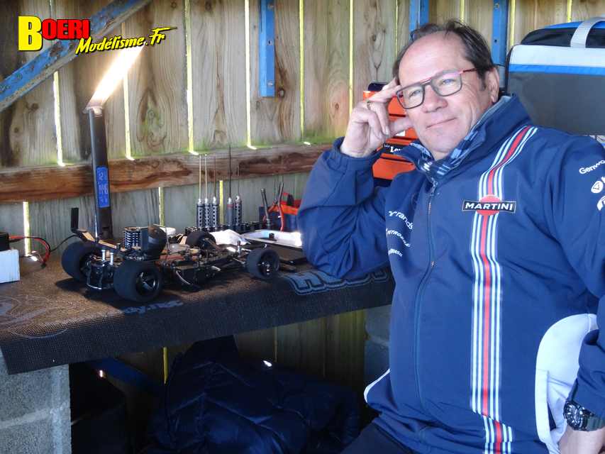 cf piste 1/8ème classique et brushless à tourlaville 8 et 9 avril 2023