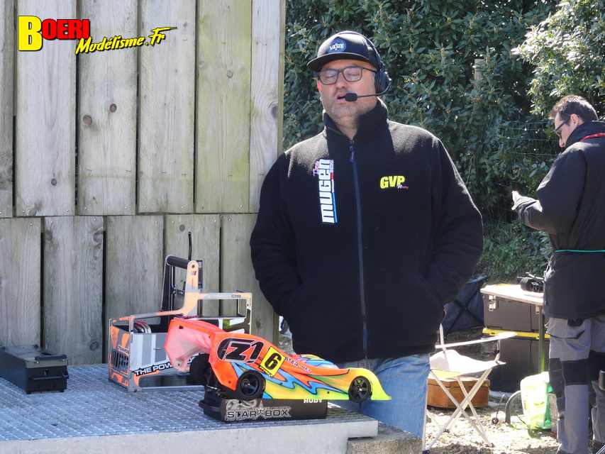 cf piste 1/8ème classique et brushless à tourlaville 8 et 9 avril 2023