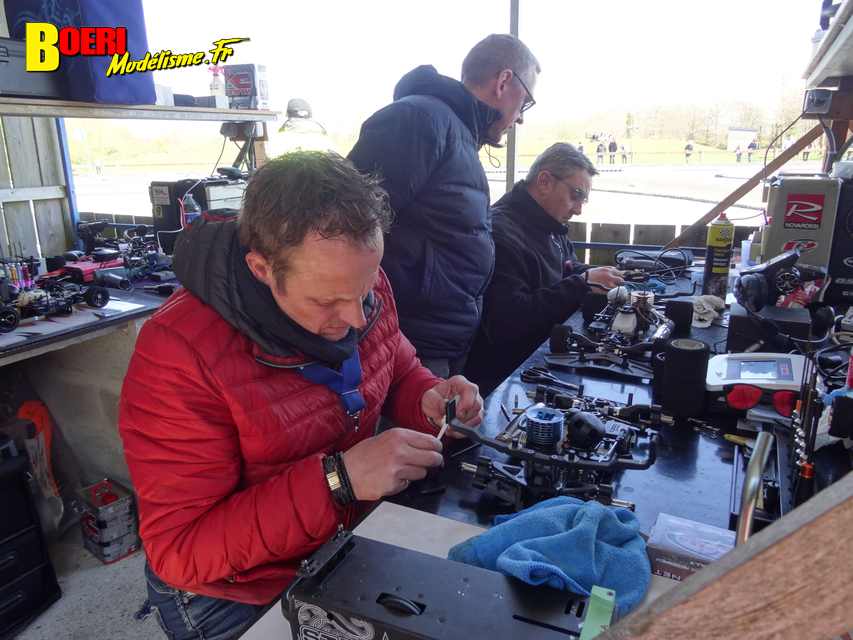 cf piste 1/8ème classique et brushless à tourlaville 8 et 9 avril 2023
