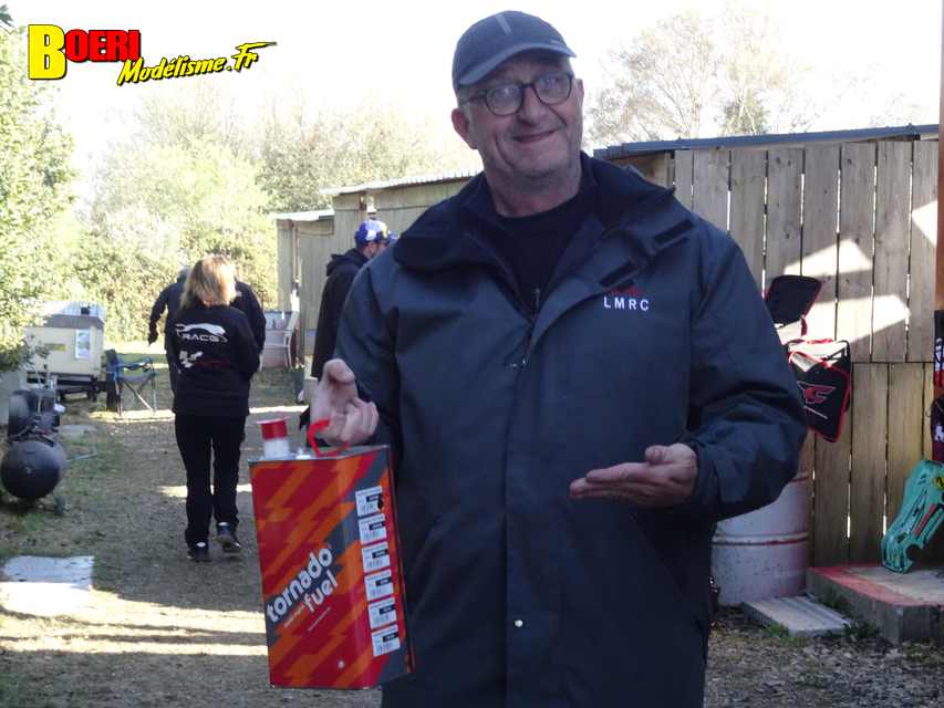 cf piste 1/8ème classique et brushless à tourlaville 8 et 9 avril 2023