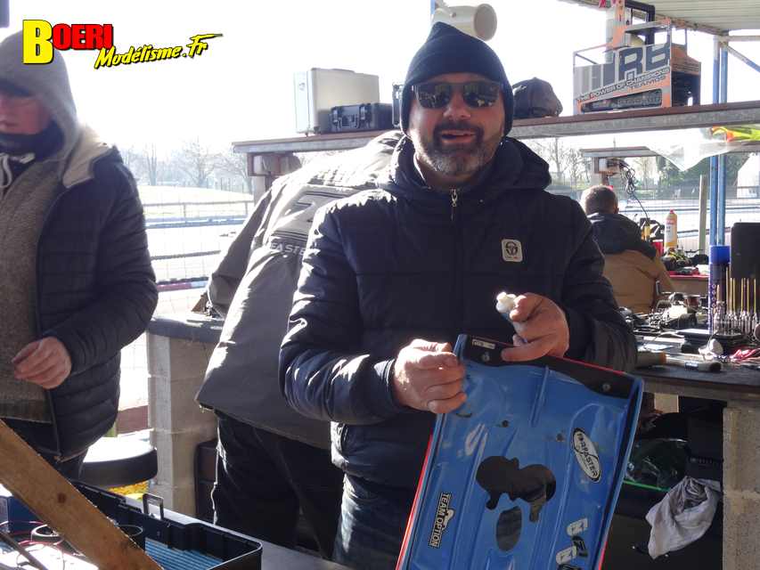 cf piste 1/8ème classique et brushless à tourlaville 8 et 9 avril 2023