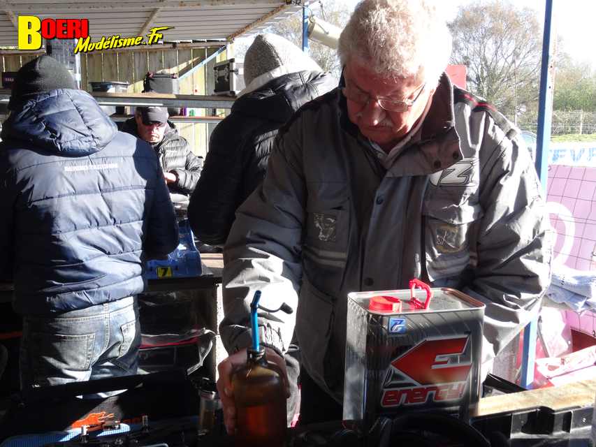 cf piste 1/8ème classique et brushless à tourlaville 8 et 9 avril 2023