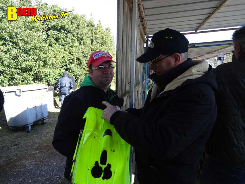 cf piste 1/8ème classique et brushless à tourlaville 8 et 9 avril 2023