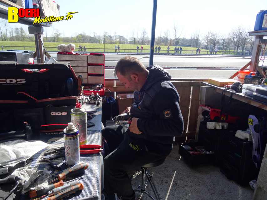 cf piste 1/8ème classique et brushless à tourlaville 8 et 9 avril 2023