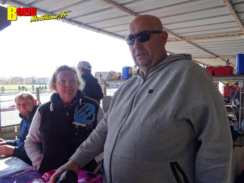 cf piste 1/8ème classique et brushless à tourlaville 8 et 9 avril 2023