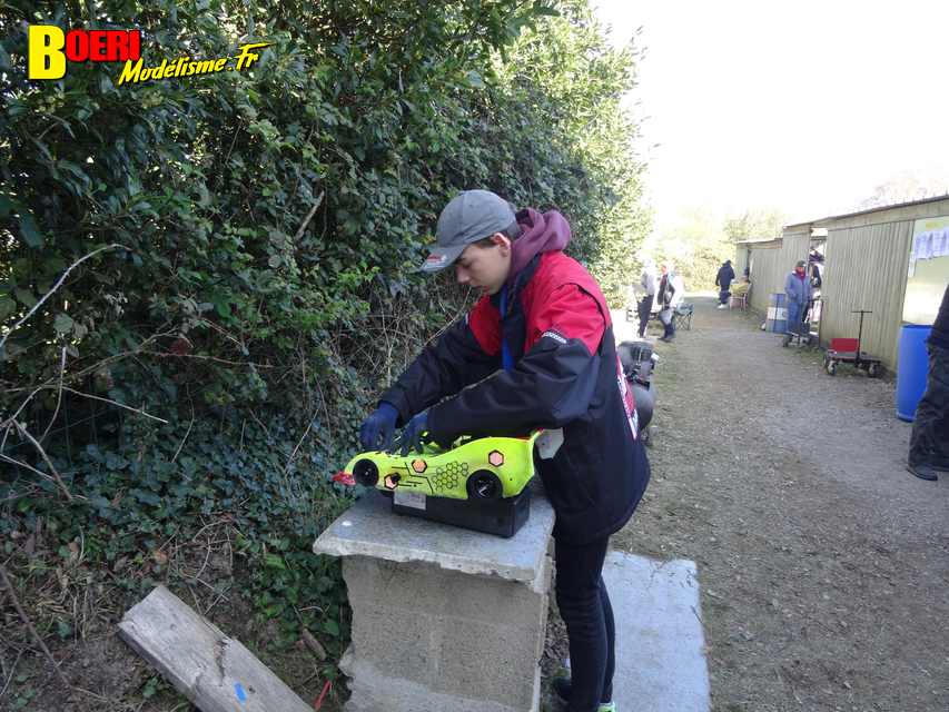 cf piste 1/8ème classique et brushless à tourlaville 8 et 9 avril 2023