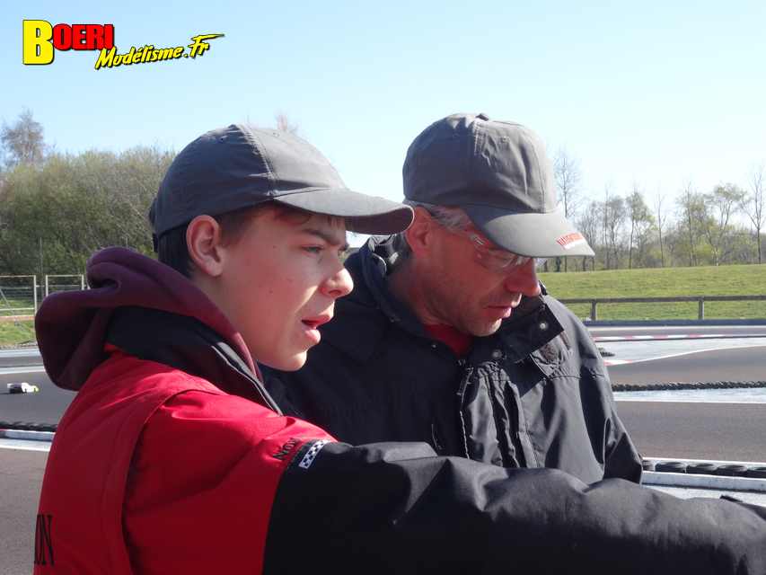 cf piste 1/8ème classique et brushless à tourlaville 8 et 9 avril 2023