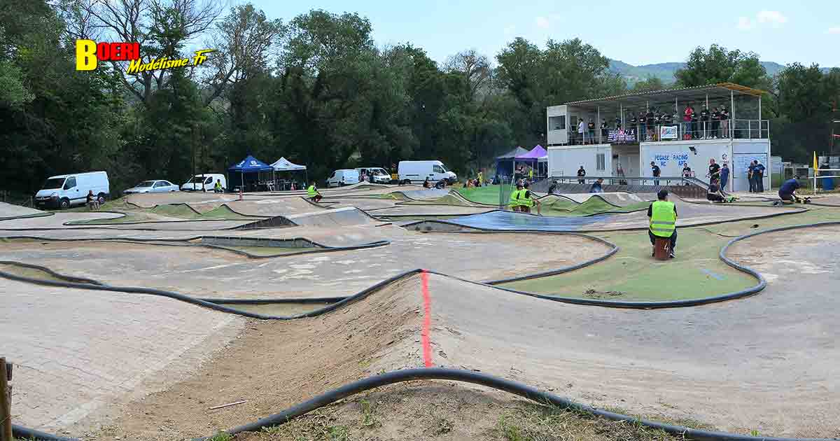 challenge 100% rc 1/8 thermique et électrique à apt club pegase rc racing avec yannick aigoin et maxime noble