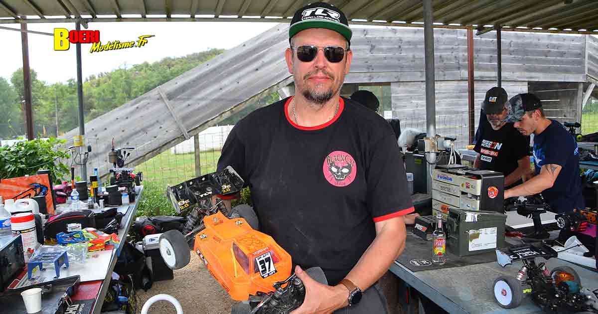 challenge 100% rc 1/8 thermique et électrique à apt club pegase rc racing avec yannick aigoin et maxime noble