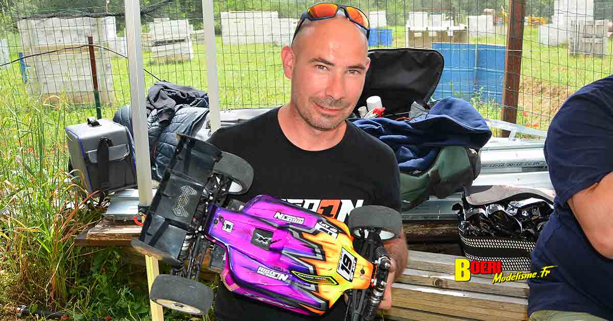 challenge 100% rc 1/8 thermique et électrique à apt club pegase rc racing avec yannick aigoin et maxime noble