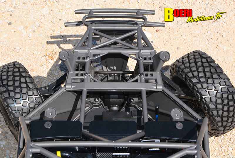 essai voiture rc truck traxxas unlimited desert racer 1/7 électrique brushless 85086-4-rgd