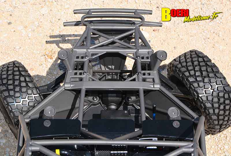 Premier essai d'un Truggy 1/8 brushless par un débutant 