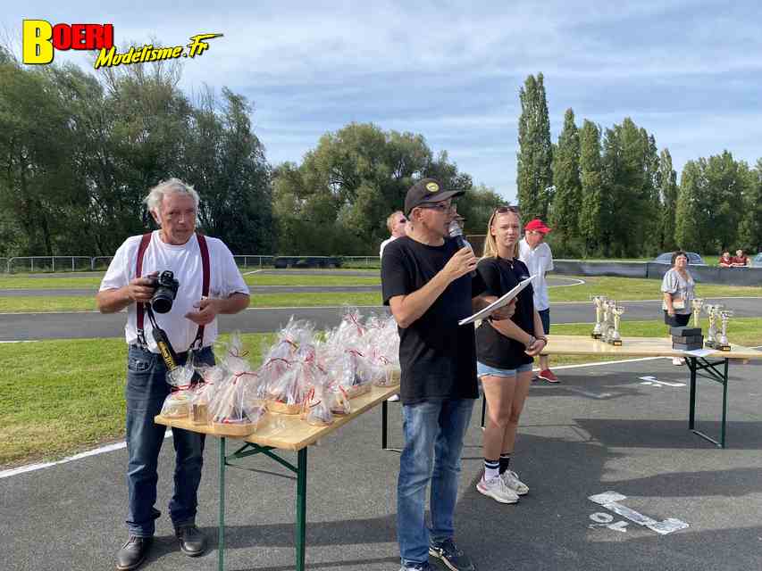 5ème cf piste 1/8ème 4x4 et brushless à vieux charmont club amcc les 02 et 03 septembre 2023 