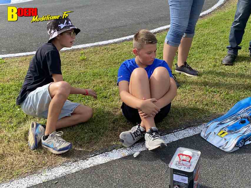 5ème cf piste 1/8ème 4x4 et brushless à vieux charmont club amcc les 02 et 03 septembre 2023 