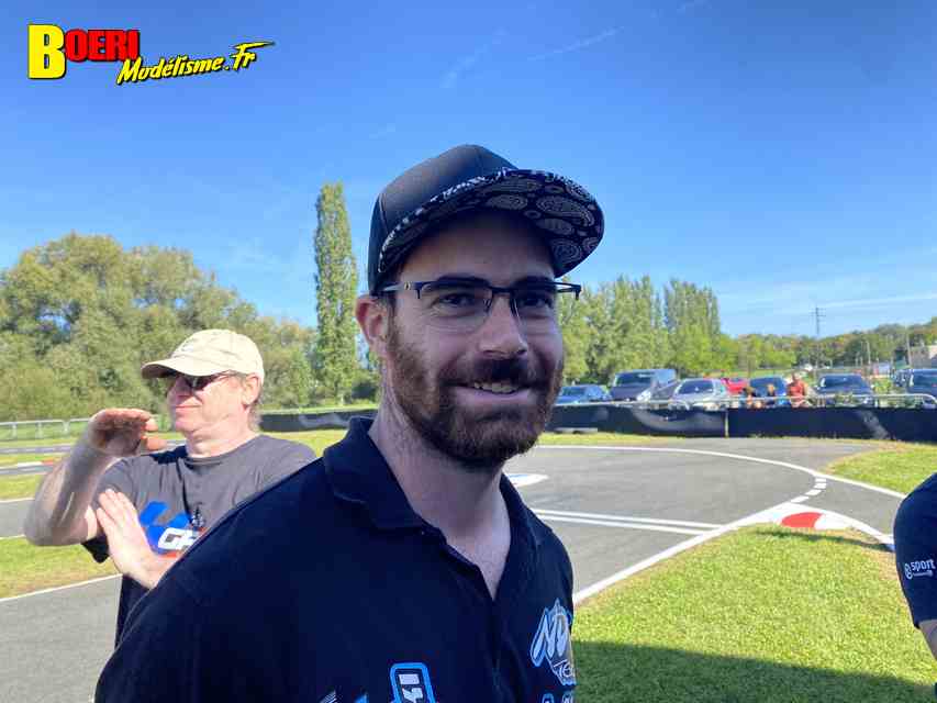 5ème cf piste 1/8ème 4x4 et brushless à vieux charmont club amcc les 02 et 03 septembre 2023 