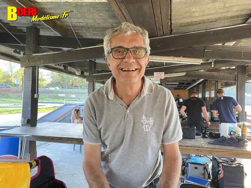 coupe de france piste 1/8 4x4 et brushless à grenoble au club racg les 07 et 08 octobre 2023
