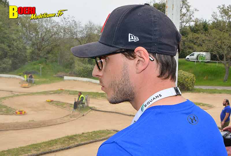 course voitures rc TT 1/8 thermique et électrique à Lacoste club aspomola le 7 avril 2024